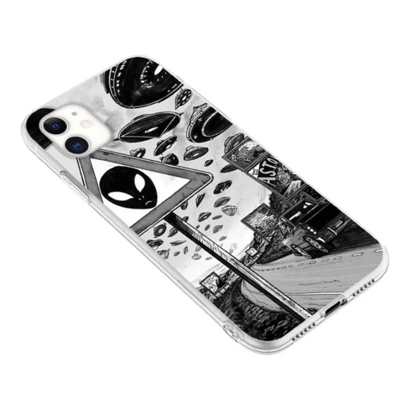 iPhone 11 case 🐼🐼🐼 - Picture 2 of 2